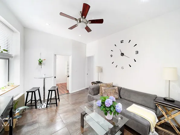 309 E Houston St APT 1A, Manhattan, NY 10002