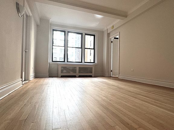3rd image of 405 E 54th St #8F