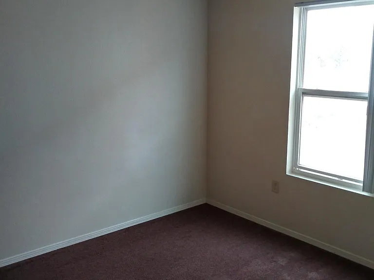 2300 Stern Dr #220 — Photo 4