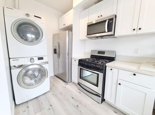2360 W Washington Blvd #203, Los Angeles, CA 90018