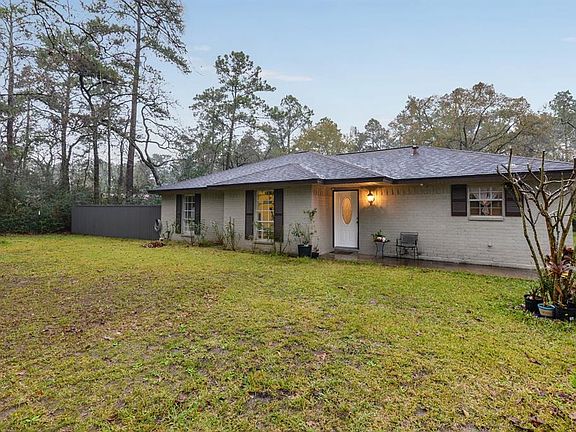 2nd image of 24824 Lakeside Dr