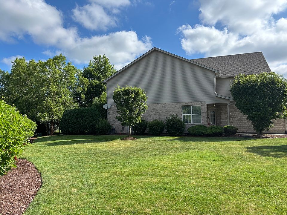 1st image of 9002 Mansfield Dr