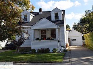1819 Fletcher St, Lansing, MI 48910