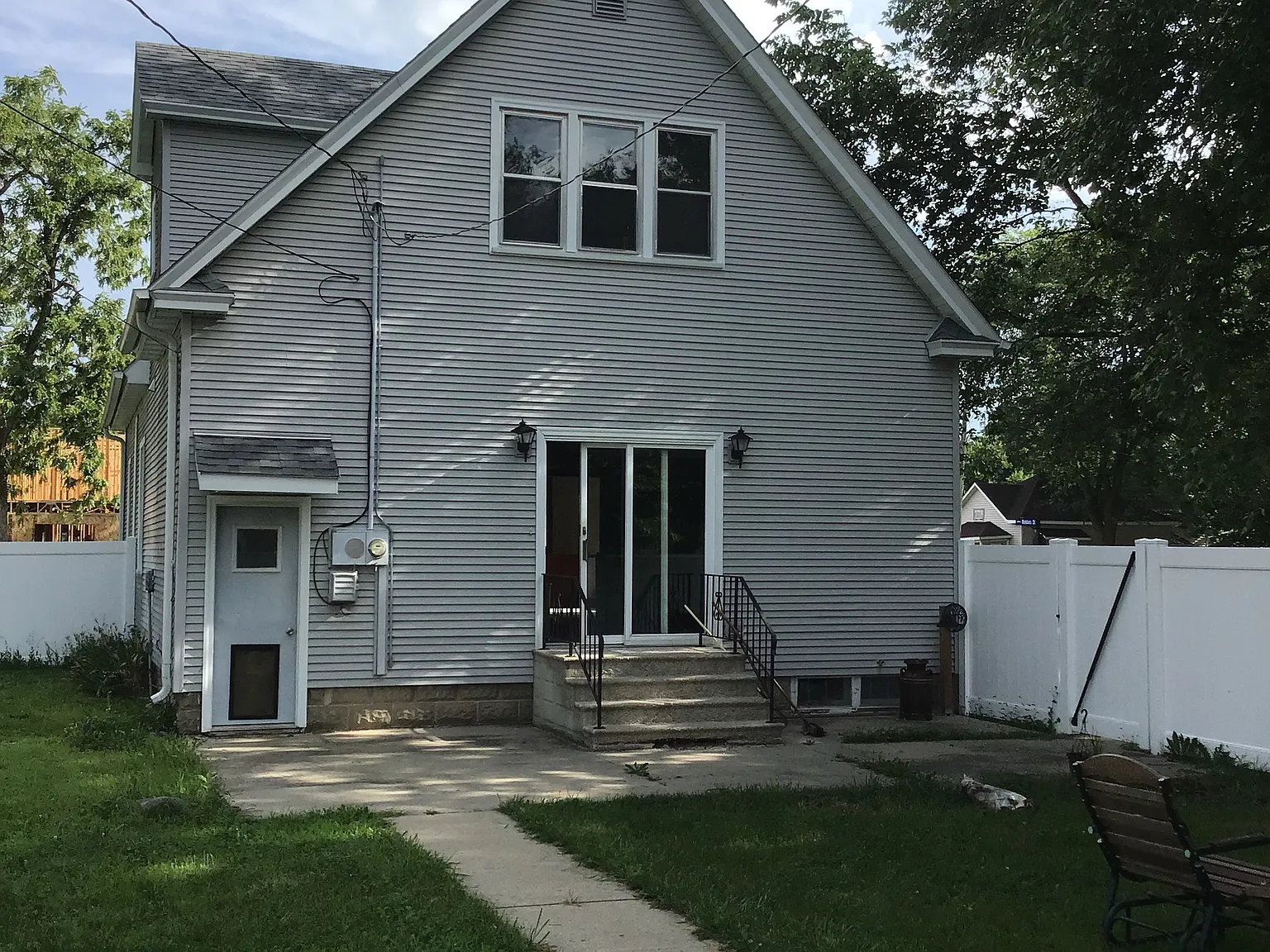 4 bed, 2041 sqft, $1,350 — Photo 4