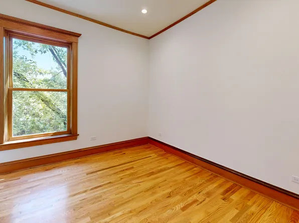 1233 N Hoyne Ave Unit 2, Chicago, IL 60622