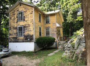 35 W Rocks Rd, Norwalk, CT 06851