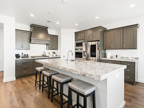 2nd image of 1414 N Via Del Sol