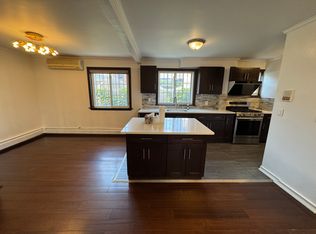 16233 76th Rd, Fresh Meadows, NY 11366