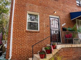 606 Burns St SE, Washington, DC
