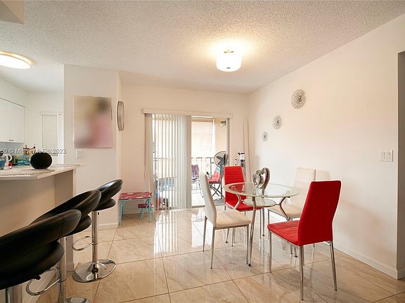 3rd image of 1695 W 42nd St APT 201