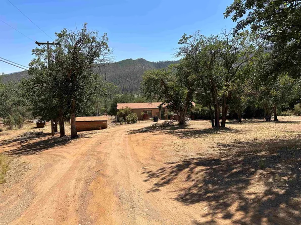 1312 Bennett Dr, Yreka, CA 96097