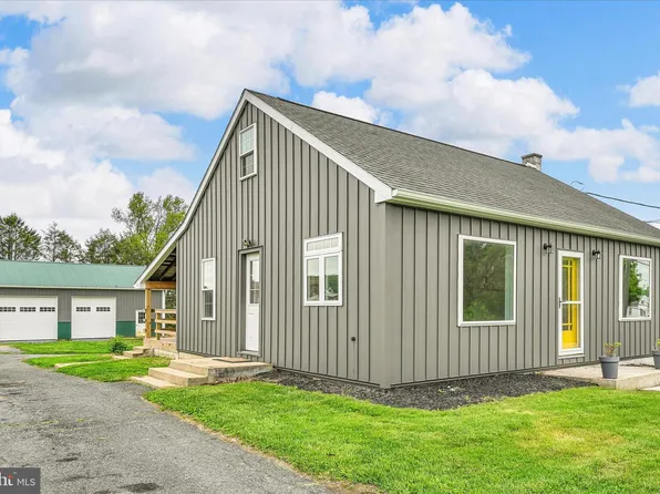 4381 Division Hwy, East Earl, PA 17519