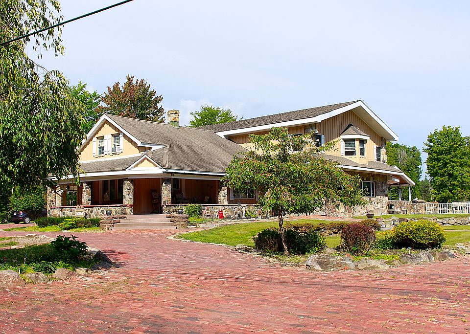 10163 Sampson Rd, Erie, PA 16509 Zillow