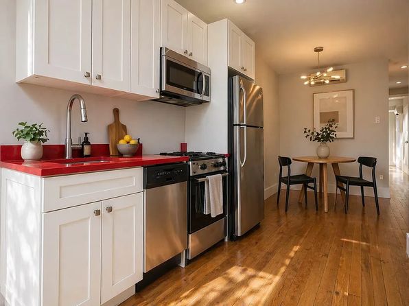 1346 Hancock St APT 2R
