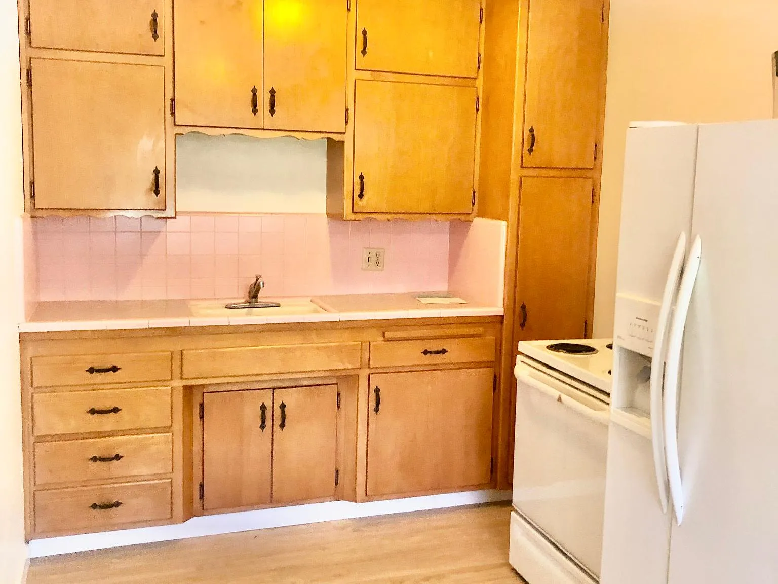 1047 Rodeo Way — Photo 2