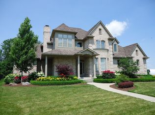 39987 Mazuchet Dr, Harrison Township, MI 48045