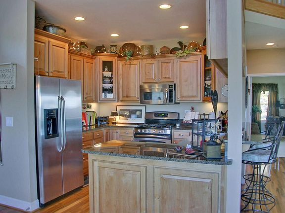 4th image of 161 Shadow Mountain Dr
