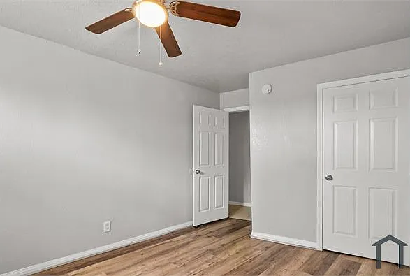 4811 Oakland St — Photo 28