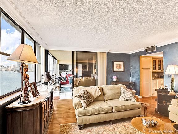3rd image of 3440 NE 192nd St #3E-A