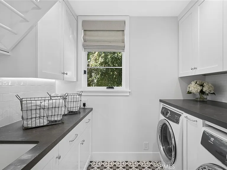 302 Orchid Ave — Photo 27