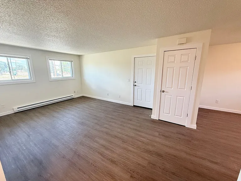 4950-4956 Basswood Dr — Photo 18