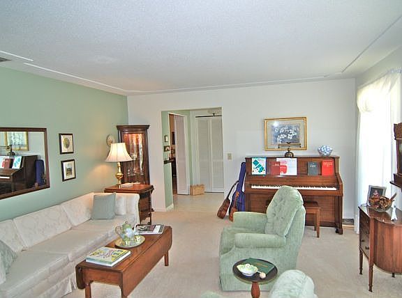 2nd image of 301 Hailwood Dr