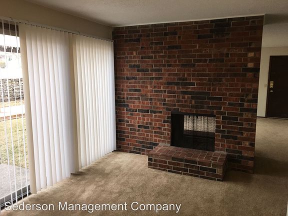 3rd image of 4443 Jefferson St APT 3