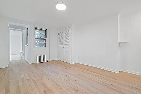 Rented by New York City Moves Team LLC | media 45