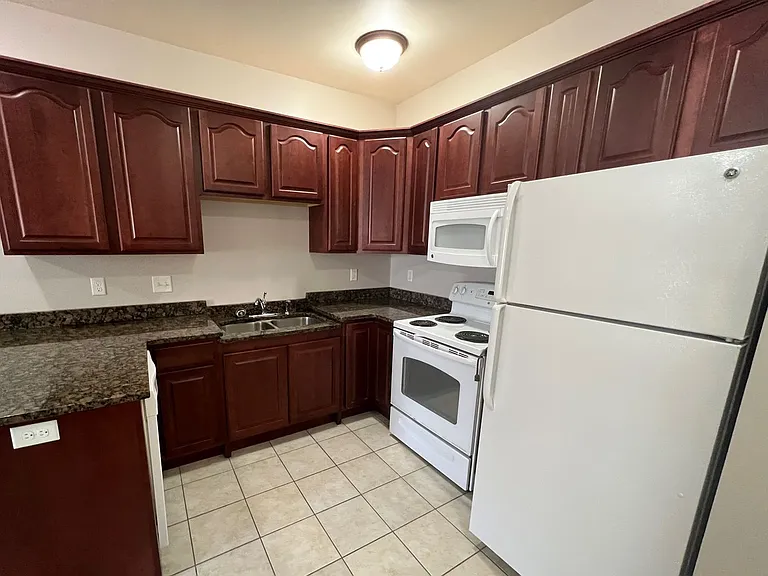 1119 Ratone St #3 — Photo 3