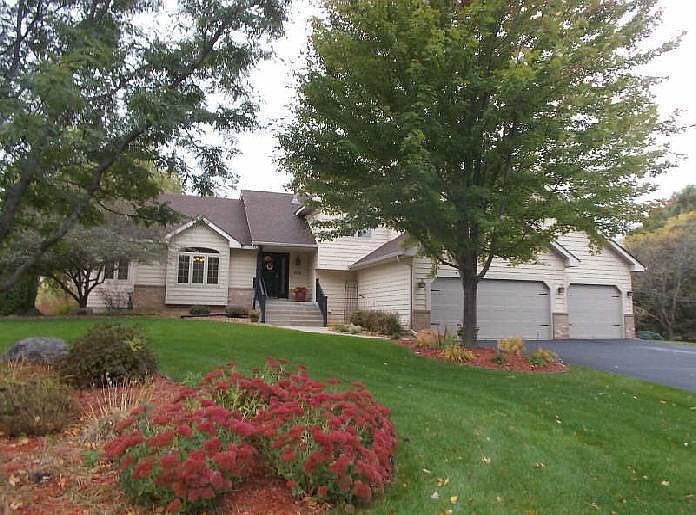 1st image of 1556 Thornhill Ln