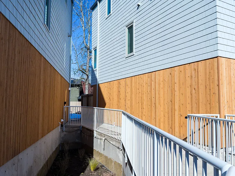 30515 SW Magnolia Ave — Photo 4