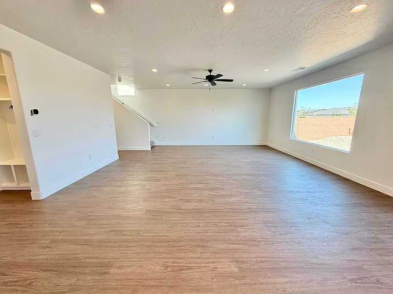 4129 E El Capitan Way St — Photo 7