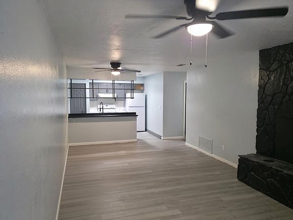 2nd image of 3950 SE 17th Ct APT B