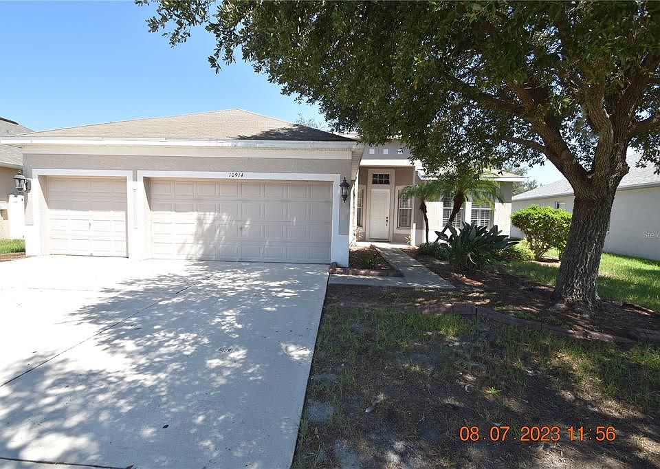 1st image of 10914 Australian Pine Dr