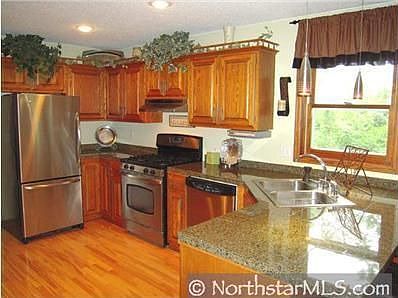 3rd image of 13721 Hannibal Cir