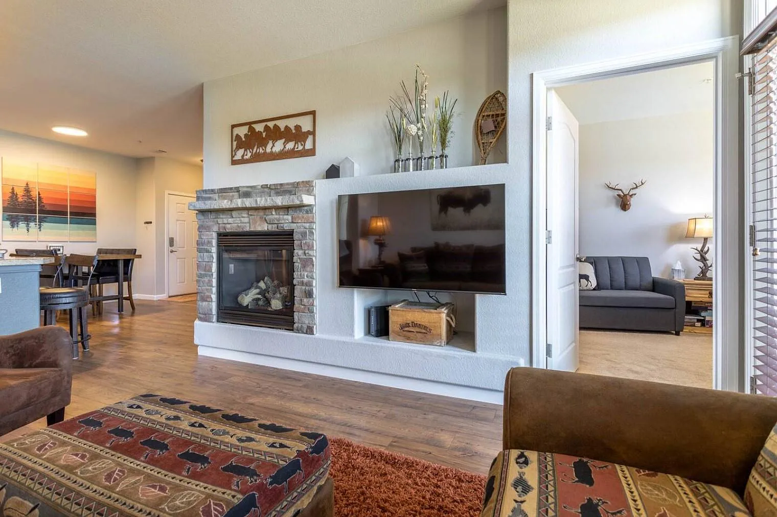 2 bed, 1178 sqft, $2,275 — Photo 3