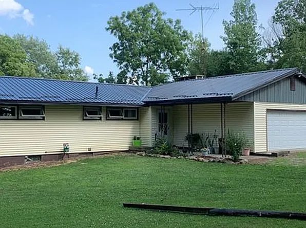 9580 McCallum Ave NE, Alliance, OH 44601