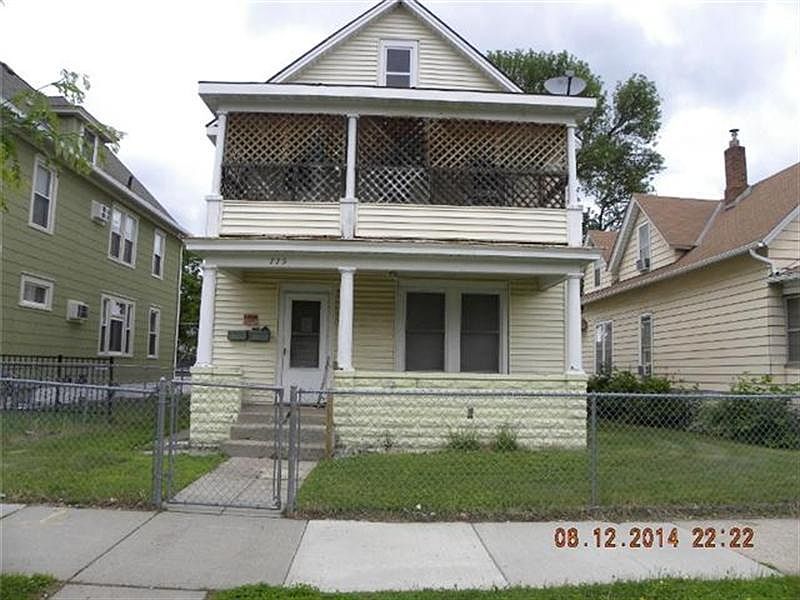 1st image of 779 Charles Ave