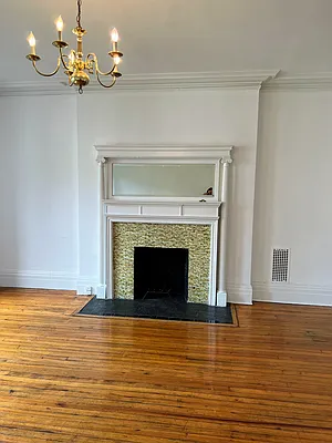 Rented by R New York | media 40