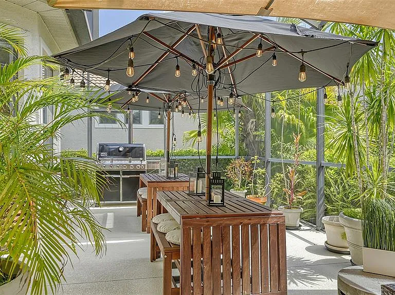7223 Presidio Gln — Photo 34