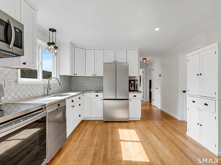 443 Savage Hill Rd — Photo 3