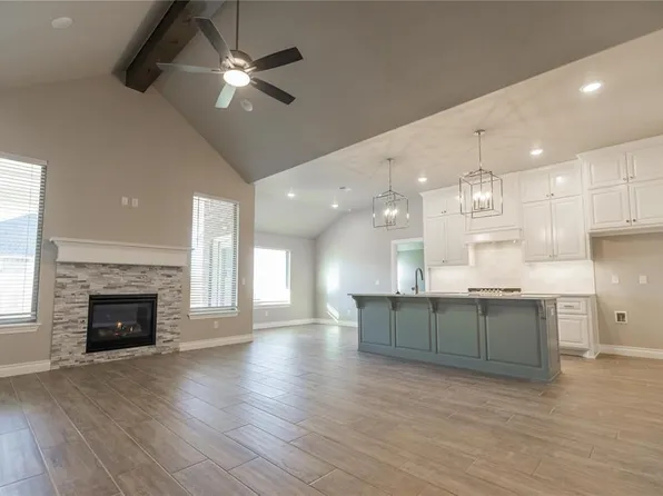 2304 NW 171st St, Edmond, OK 73012