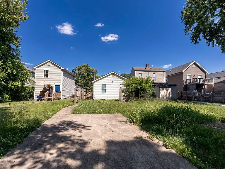 1238 S Preston St — Photo 20