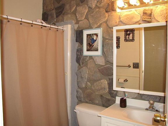4th image of 28 Westland Way