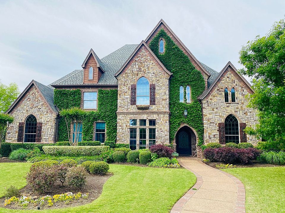 1st image of 909 Chateau Ct