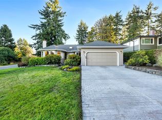 2431 Wilcox Ter, Central Saanich, BC V8Z5R7