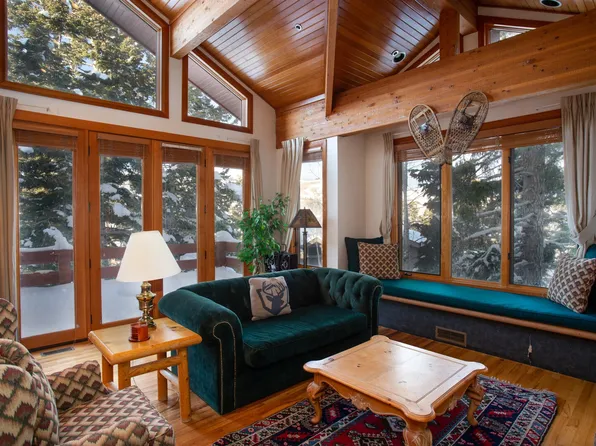 (undisclosed Address), Park City, UT 84060