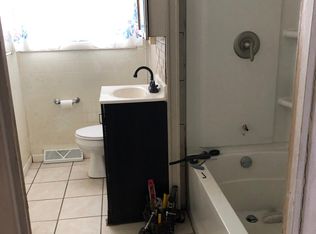 5409 J St SW, Cedar Rapids, IA 52404