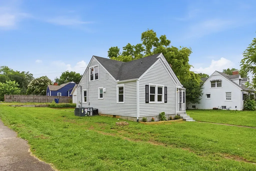 4 bed, 1565 sqft, $1,950 — Photo 4