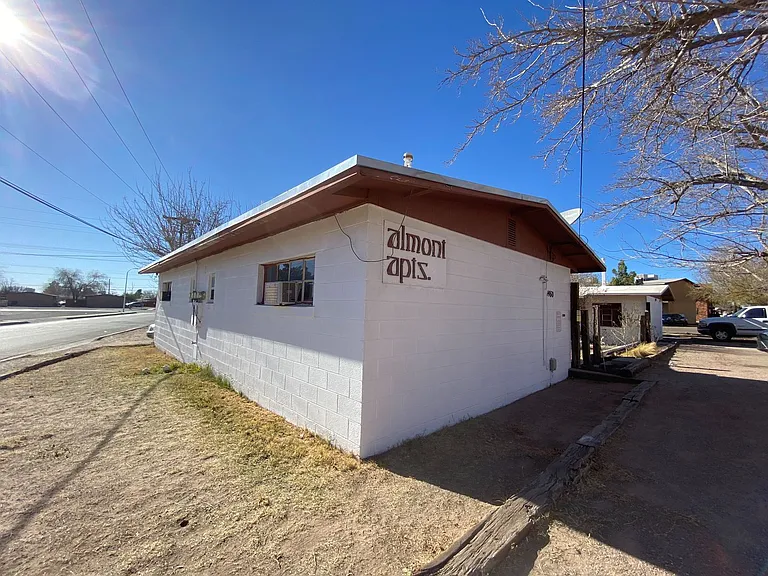 1460 Alamo St — Photo 13